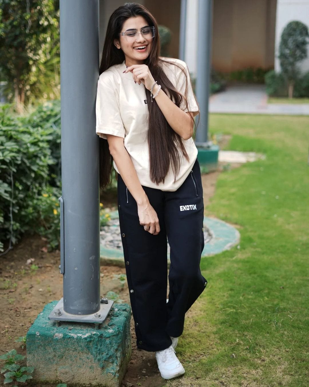 Exotix Cream Crew Neck T-shirt With Snap Button Pant - image 3