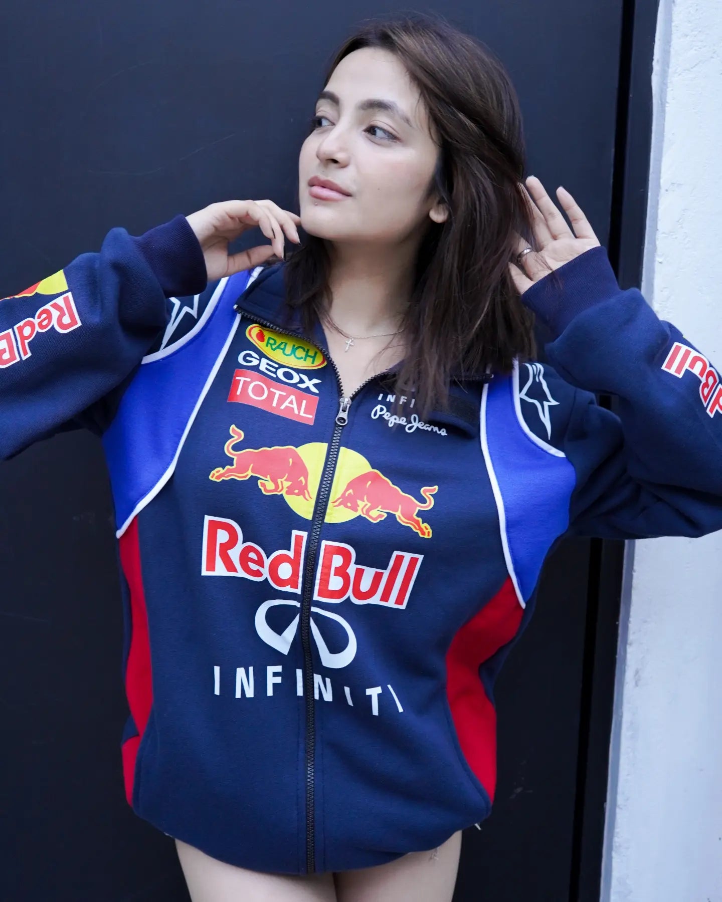 Women's Red Bull Racing Jacket – Vintage Motorsport Style & Iconic Fashion - image 5