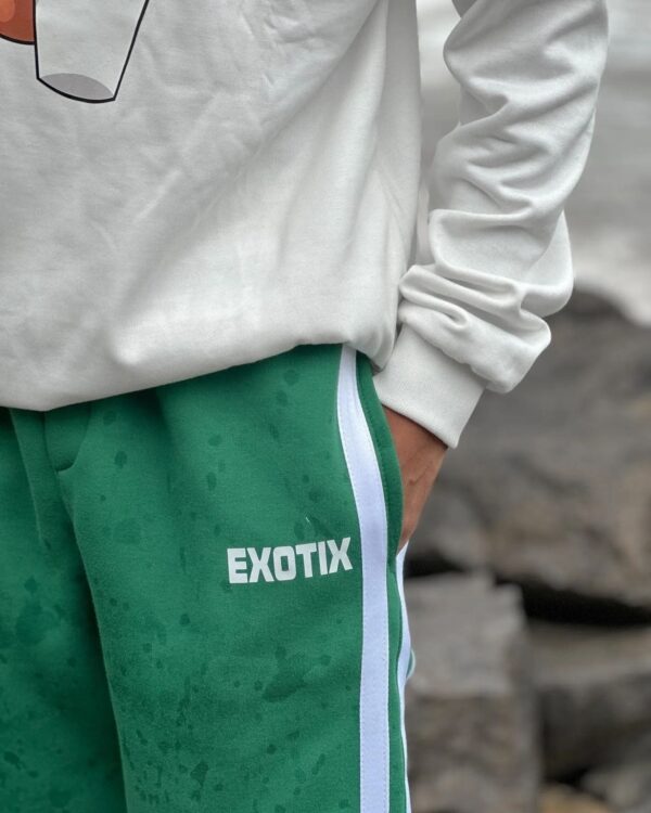 Cup Sweatshirt & Exotix 3 Strips Pant Co Ord Set For Mens - Image 4